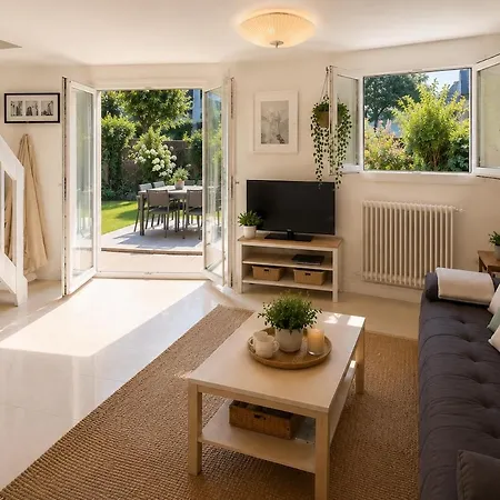 Rare ! Maison Avec Jardin En Plein Coeur De * 꺄부흐